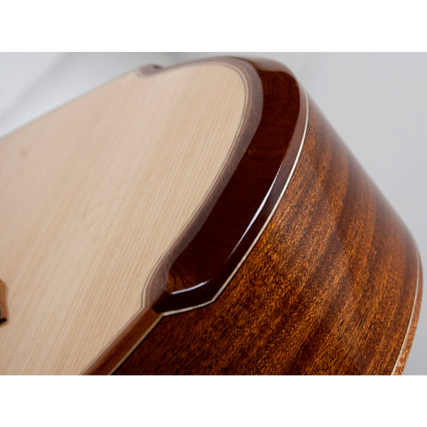 Washburn Comfort Deluxe Series 12 String Grand Auditorium Acoustic Electric Grand Guitar