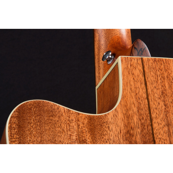 Washburn Heritage Series Dreadnought Cutaway Acoustic Electric Guitar