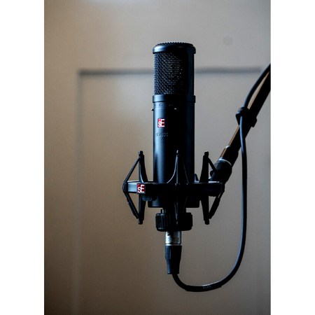 Microphone-SE Electronics Vintage Edition Large Diaphragm Cardioid Condenser Mic