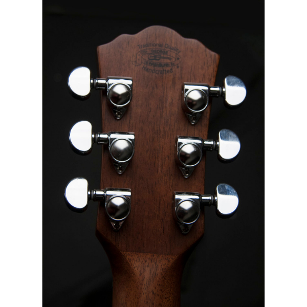 Washburn Guitars Comfort Series Solid Top Acoustic/Electric Grand Auditorium