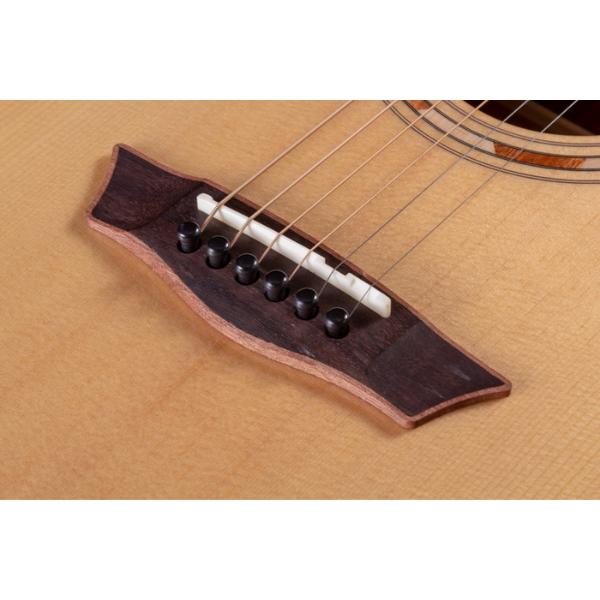 Washburn Comfort Deluxe 25 Series Grand Auditorium Cutaway Acoustic Electric Guitar